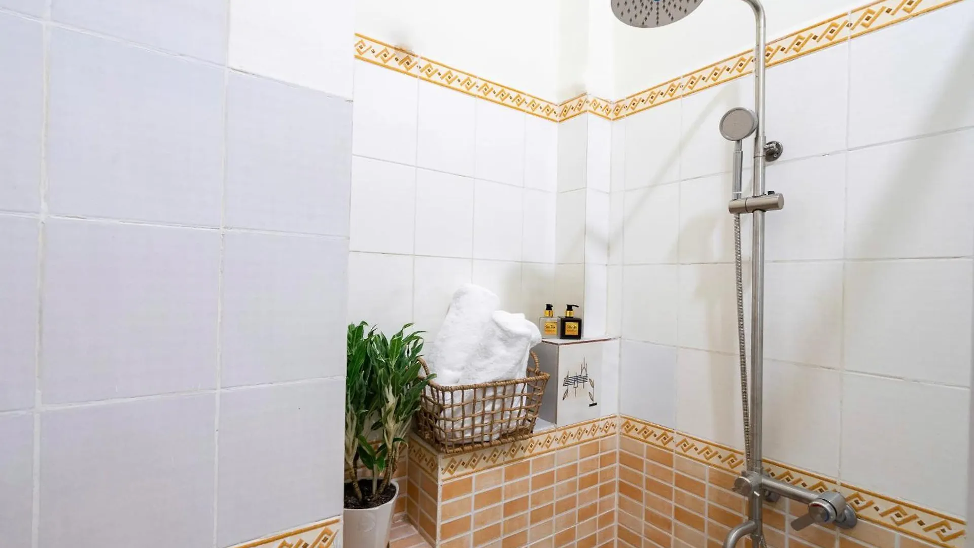 Phan Hotel Ho Chi Minh City 0*,  Vietnam